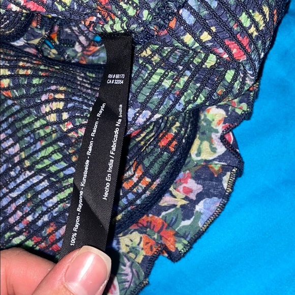 Floral crop top - Picture 4 of 6